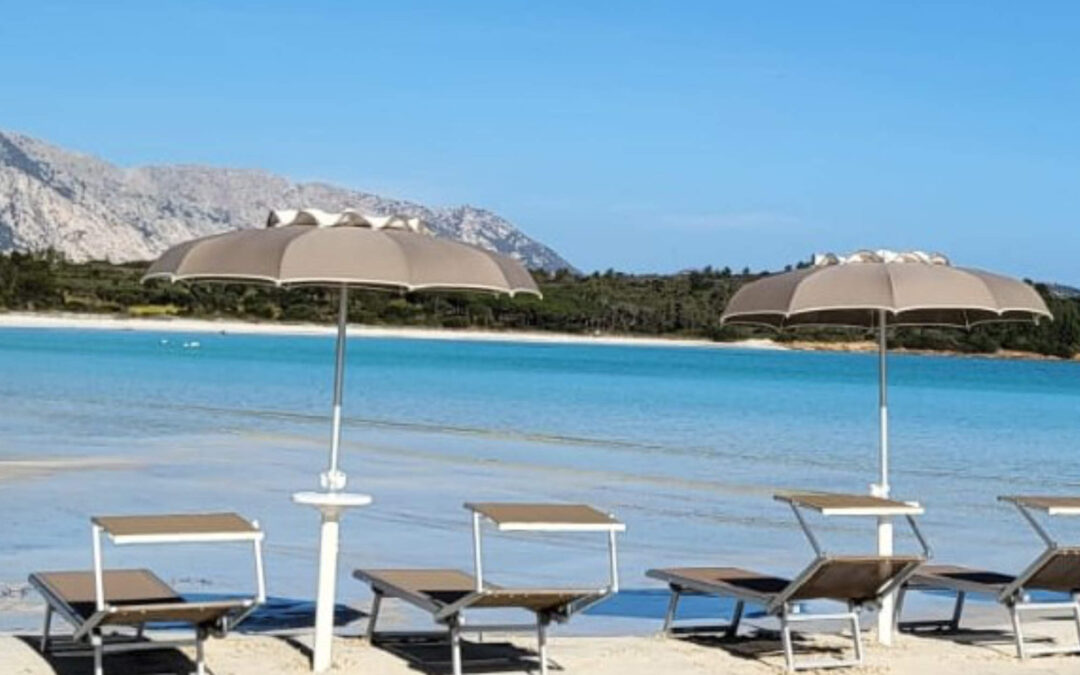 La spiaggia attrezzata di Cala Brandinchi