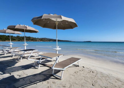 Spiaggia Brandichi Beach. Stabilimento attrezzato - numero chiuso